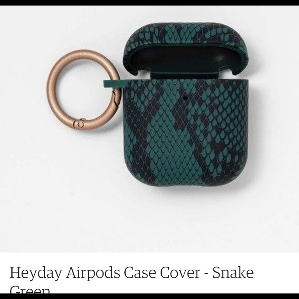 Brand: Heyday
Heyday Airpod Silicone Case with Clip
